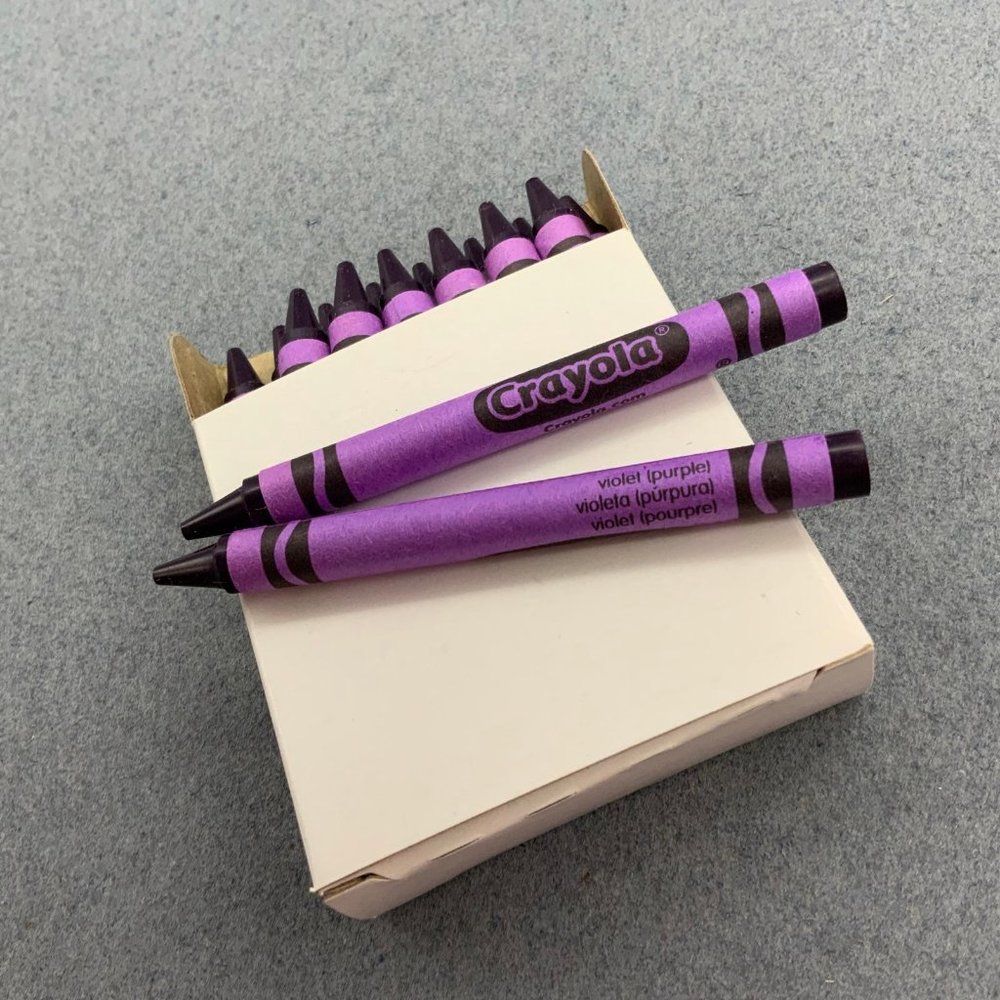 Crayola Crayons Lot of 16 Standard Size Violet Purple Violeta Púrpura Pourpre